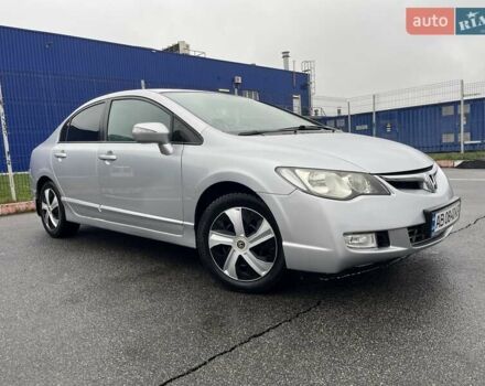 Серый Хонда Цивик, объемом двигателя 1.8 л и пробегом 230 тыс. км за 6350 $, фото 1 на Automoto.ua