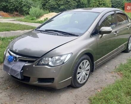 Серый Хонда Цивик, объемом двигателя 1.8 л и пробегом 160 тыс. км за 7700 $, фото 1 на Automoto.ua