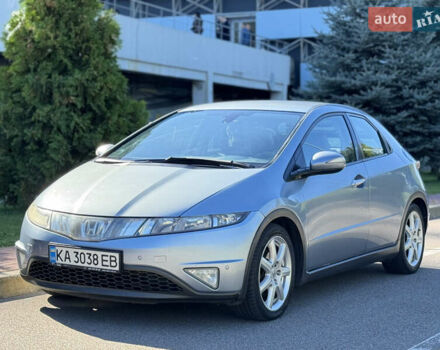 Серый Хонда Цивик, объемом двигателя 1.8 л и пробегом 290 тыс. км за 6500 $, фото 1 на Automoto.ua