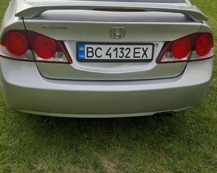 Серый Хонда Цивик, объемом двигателя 1.8 л и пробегом 265 тыс. км за 5000 $, фото 1 на Automoto.ua