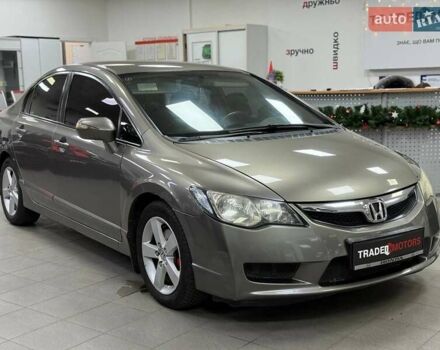 Серый Хонда Цивик, объемом двигателя 1.8 л и пробегом 269 тыс. км за 6190 $, фото 1 на Automoto.ua