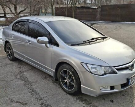 Хонда Цивик 2008 в Запорожье на Automoto.ua Серый Хонда Цивик, объемом двигателя 1.3 л и пробегом 260 тыс. км за 4150 $, фото 1 на Automoto.ua