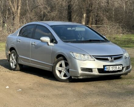 Серый Хонда Цивик, объемом двигателя 1.8 л и пробегом 190 тыс. км за 5500 $, фото 1 на Automoto.ua