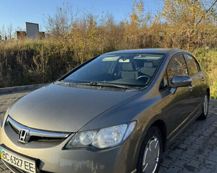 Серый Хонда Цивик, объемом двигателя 1.3 л и пробегом 215 тыс. км за 5500 $, фото 1 на Automoto.ua