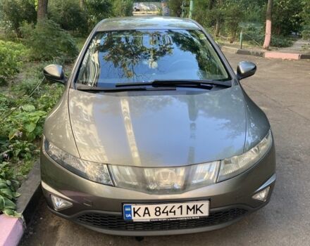 Серый Хонда Цивик, объемом двигателя 1.8 л и пробегом 221 тыс. км за 5600 $, фото 1 на Automoto.ua