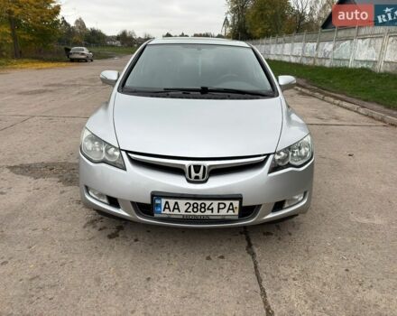 Серый Хонда Цивик, объемом двигателя 1.8 л и пробегом 245 тыс. км за 6499 $, фото 1 на Automoto.ua