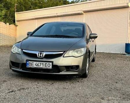 Серый Хонда Цивик, объемом двигателя 1.8 л и пробегом 280 тыс. км за 6200 $, фото 1 на Automoto.ua