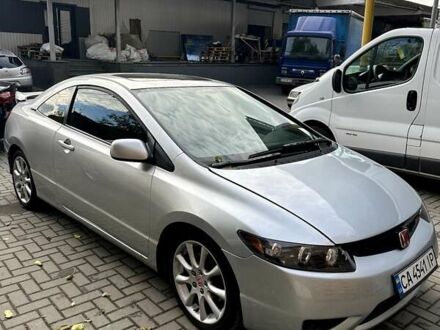 Хонда Цивик 2008 в Черкассах на Automoto.ua Серый Хонда Цивик, объемом двигателя 2 л и пробегом 270 тыс. км за 7000 $, фото 1 на Automoto.ua