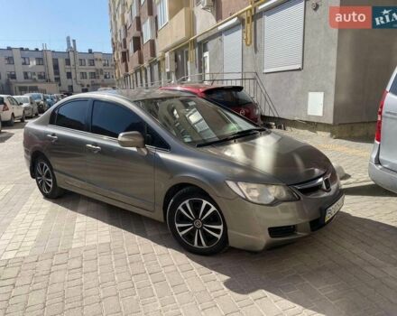 Серый Хонда Цивик, объемом двигателя 1.8 л и пробегом 228 тыс. км за 4800 $, фото 1 на Automoto.ua
