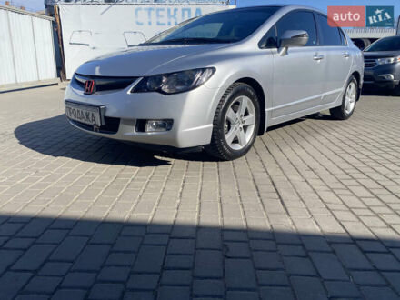 Хонда Цивик 2008 в Днепре (Днепропетровске) на Automoto.ua Серый Хонда Цивик, объемом двигателя 1.8 л и пробегом 205 тыс. км за 7500 $, фото 1 на Automoto.ua