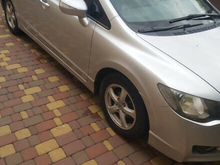 Серый Хонда Цивик, объемом двигателя 1.34 л и пробегом 170 тыс. км за 7000 $, фото 1 на Automoto.ua