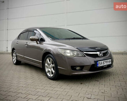 Серый Хонда Цивик, объемом двигателя 1.4 л и пробегом 155 тыс. км за 7500 $, фото 1 на Automoto.ua
