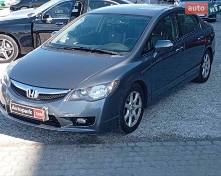 Серый Хонда Цивик, объемом двигателя 1.3 л и пробегом 206 тыс. км за 8190 $, фото 1 на Automoto.ua