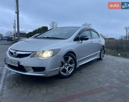 Серый Хонда Цивик, объемом двигателя 1.8 л и пробегом 143 тыс. км за 9750 $, фото 1 на Automoto.ua