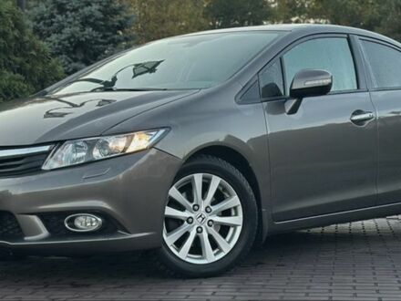 Серый Хонда Цивик, объемом двигателя 1.8 л и пробегом 225 тыс. км за 9200 $, фото 1 на Automoto.ua