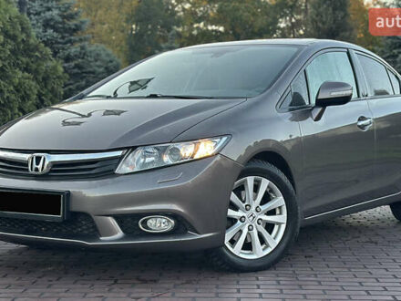 Хонда Цивик 2012 в Днепре (Днепропетровске) на Automoto.ua Серый Хонда Цивик, объемом двигателя 1.8 л и пробегом 225 тыс. км за 9500 $, фото 1 на Automoto.ua