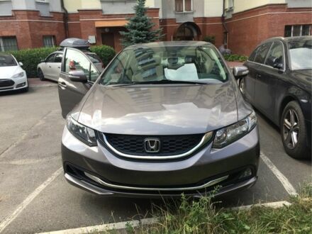 Серый Хонда Цивик, объемом двигателя 1.5 л и пробегом 177 тыс. км за 10500 $, фото 1 на Automoto.ua