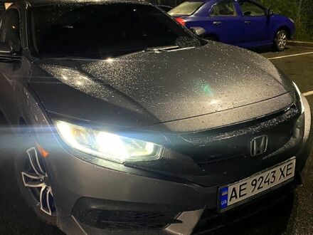 Сірий Хонда Сівік, об'ємом двигуна 2 л та пробігом 127 тис. км за 14000 $, фото 1 на Automoto.ua
