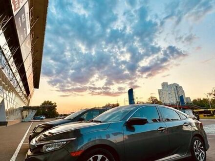 Сірий Хонда Сівік, об'ємом двигуна 2 л та пробігом 91 тис. км за 14499 $, фото 1 на Automoto.ua