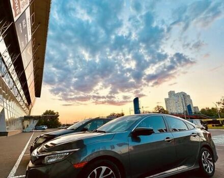 Сірий Хонда Сівік, об'ємом двигуна 2 л та пробігом 91 тис. км за 14499 $, фото 1 на Automoto.ua