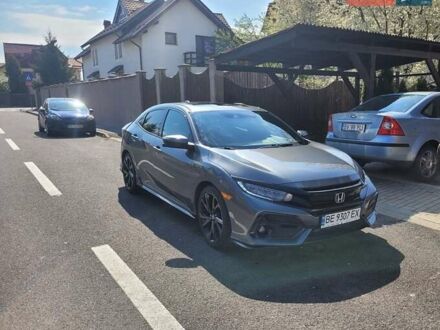 Хонда Цивик 2017 в Николаеве на Automoto.ua Серый Хонда Цивик, объемом двигателя 1.5 л и пробегом 145 тыс. км за 14500 $, фото 1 на Automoto.ua