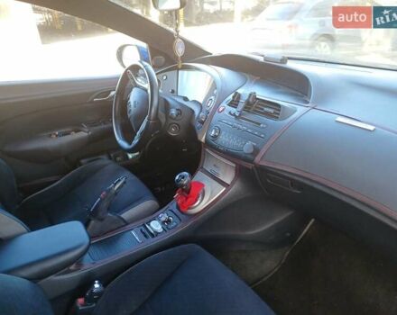 Синий Хонда Цивик, объемом двигателя 1.8 л и пробегом 233 тыс. км за 5900 $, фото 8 на Automoto.ua