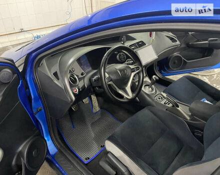 Синий Хонда Цивик, объемом двигателя 1.8 л и пробегом 306 тыс. км за 4800 $, фото 49 на Automoto.ua