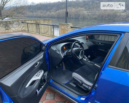 Синий Хонда Цивик, объемом двигателя 1.8 л и пробегом 306 тыс. км за 4800 $, фото 35 на Automoto.ua
