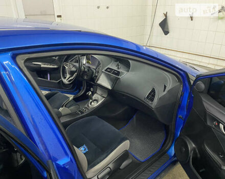 Синий Хонда Цивик, объемом двигателя 1.8 л и пробегом 306 тыс. км за 4800 $, фото 45 на Automoto.ua