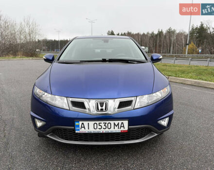 Синий Хонда Цивик, объемом двигателя 1.8 л и пробегом 194 тыс. км за 8300 $, фото 2 на Automoto.ua