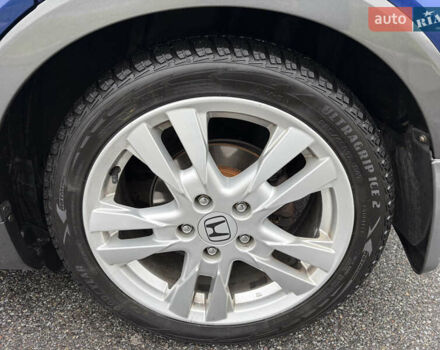 Синий Хонда Цивик, объемом двигателя 1.8 л и пробегом 194 тыс. км за 8300 $, фото 15 на Automoto.ua