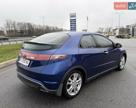 Синий Хонда Цивик, объемом двигателя 1.8 л и пробегом 194 тыс. км за 8300 $, фото 5 на Automoto.ua
