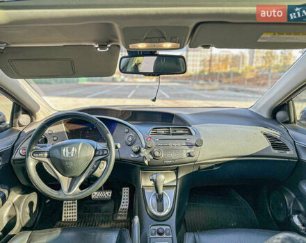 Синий Хонда Цивик, объемом двигателя 1.8 л и пробегом 141 тыс. км за 9500 $, фото 10 на Automoto.ua