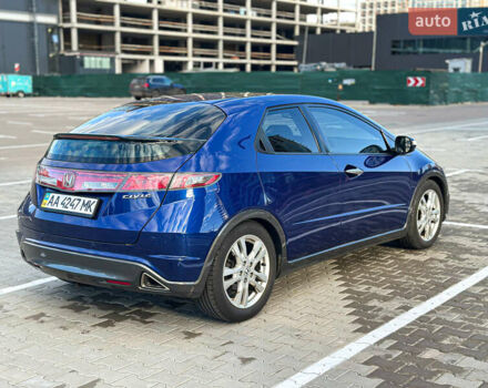 Синий Хонда Цивик, объемом двигателя 1.8 л и пробегом 141 тыс. км за 9500 $, фото 5 на Automoto.ua