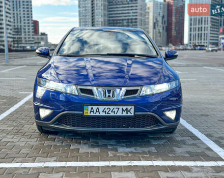 Синий Хонда Цивик, объемом двигателя 1.8 л и пробегом 141 тыс. км за 9500 $, фото 1 на Automoto.ua