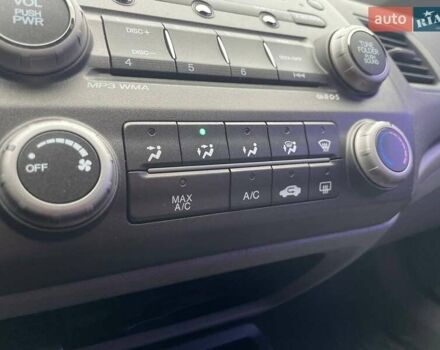 Синий Хонда Цивик, объемом двигателя 1.8 л и пробегом 284 тыс. км за 5290 $, фото 22 на Automoto.ua