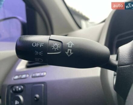 Синий Хонда Цивик, объемом двигателя 1.8 л и пробегом 284 тыс. км за 5290 $, фото 16 на Automoto.ua