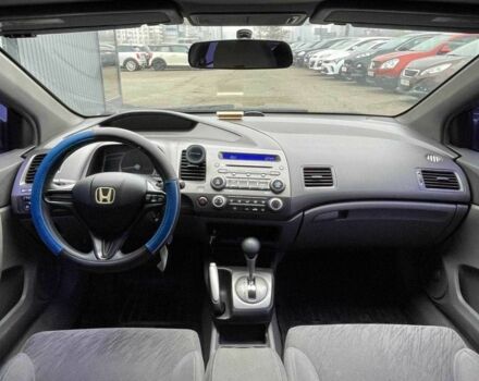 Синий Хонда Цивик, объемом двигателя 1.8 л и пробегом 283 тыс. км за 5290 $, фото 10 на Automoto.ua