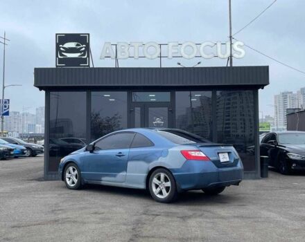 Синий Хонда Цивик, объемом двигателя 1.8 л и пробегом 283 тыс. км за 5290 $, фото 4 на Automoto.ua