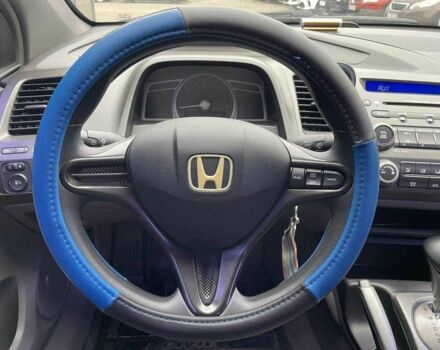 Синий Хонда Цивик, объемом двигателя 1.8 л и пробегом 283 тыс. км за 5290 $, фото 12 на Automoto.ua