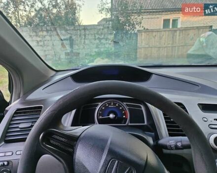 Синій Хонда Сівік, об'ємом двигуна 1.8 л та пробігом 60 тис. км за 6000 $, фото 1 на Automoto.ua