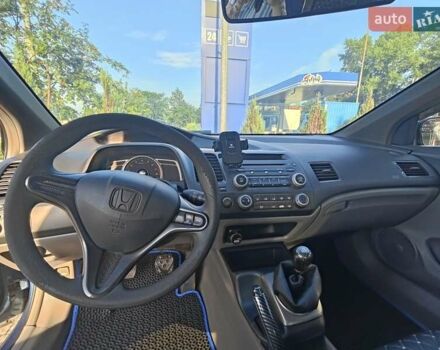 Синій Хонда Сівік, об'ємом двигуна 1.8 л та пробігом 60 тис. км за 6000 $, фото 9 на Automoto.ua