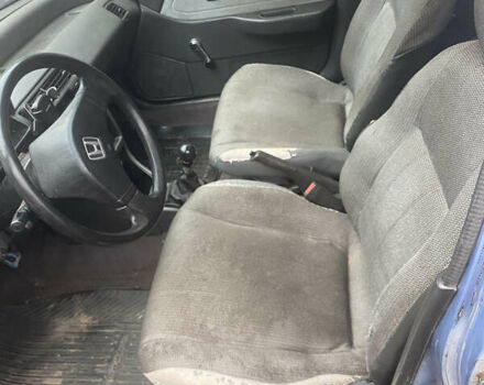 Синий Хонда Цивик, объемом двигателя 1.4 л и пробегом 200 тыс. км за 950 $, фото 5 на Automoto.ua