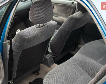 Синий Хонда Цивик, объемом двигателя 1.49 л и пробегом 330 тыс. км за 3000 $, фото 8 на Automoto.ua