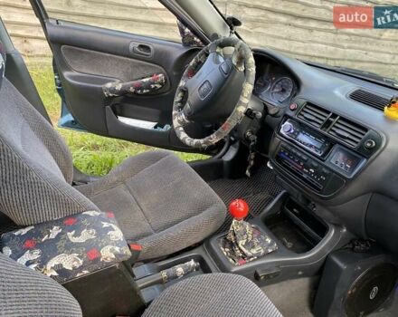 Синій Хонда Сівік, об'ємом двигуна 1.5 л та пробігом 100 тис. км за 2999 $, фото 8 на Automoto.ua