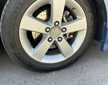 Синий Хонда Цивик, объемом двигателя 1.8 л и пробегом 214 тыс. км за 5000 $, фото 4 на Automoto.ua