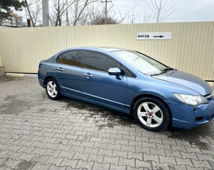 Синий Хонда Цивик, объемом двигателя 1.8 л и пробегом 240 тыс. км за 5500 $, фото 1 на Automoto.ua