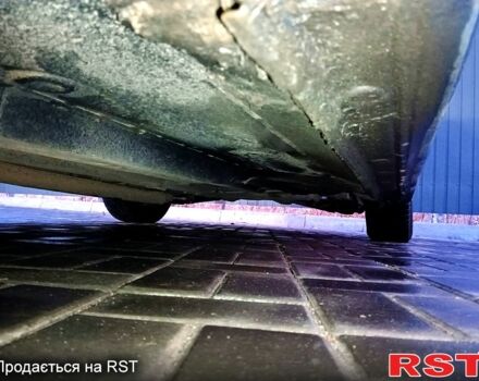 Синий Хонда Цивик, объемом двигателя 1.8 л и пробегом 207 тыс. км за 6000 $, фото 11 на Automoto.ua