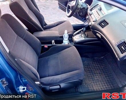 Синий Хонда Цивик, объемом двигателя 1.8 л и пробегом 207 тыс. км за 6000 $, фото 5 на Automoto.ua