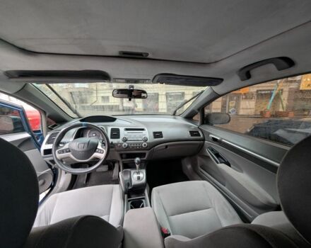 Синий Хонда Цивик, объемом двигателя 1.8 л и пробегом 269 тыс. км за 5700 $, фото 5 на Automoto.ua